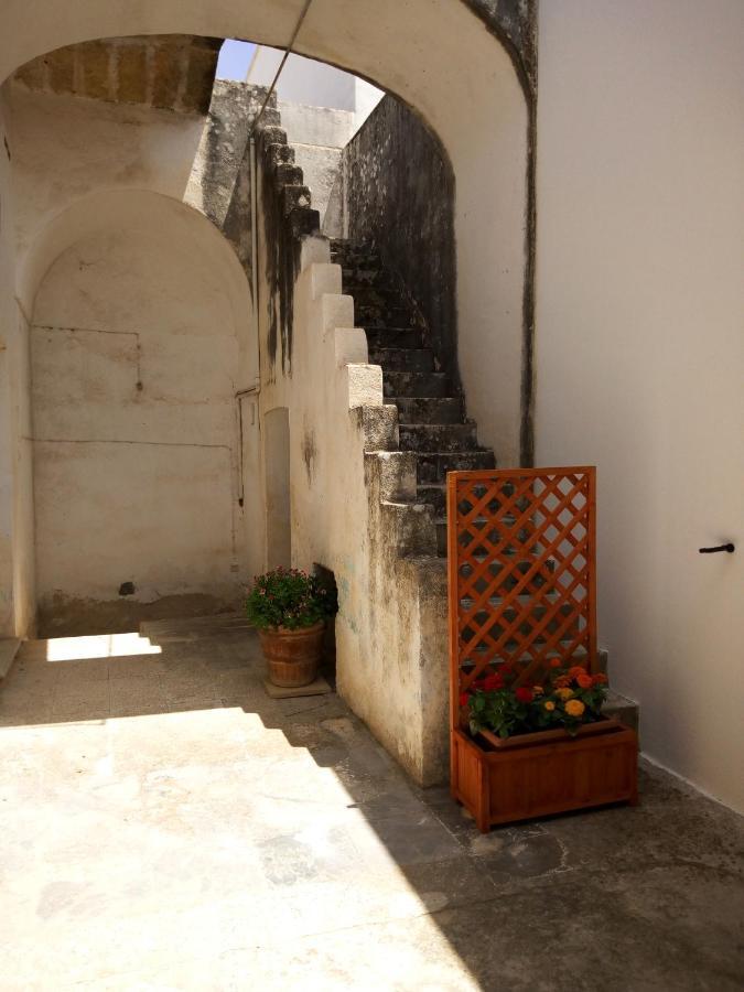 Cortile Calinea Bed & Breakfast Castrignano del Capo Exterior photo