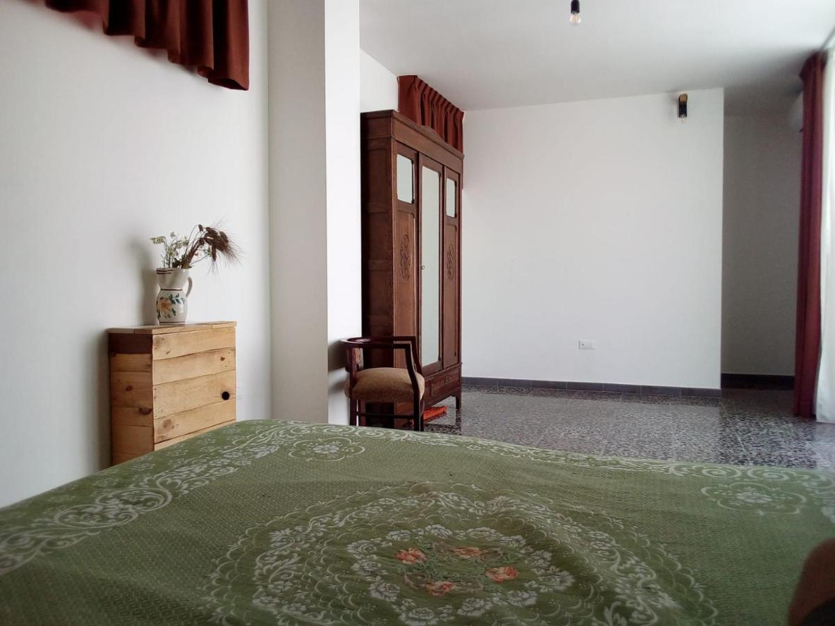 Cortile Calinea Bed & Breakfast Castrignano del Capo Exterior photo